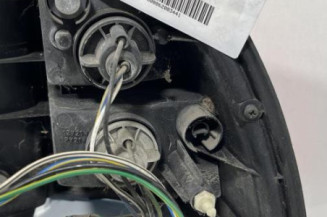 Feu arriere principal gauche (feux) SUZUKI BALENO 1