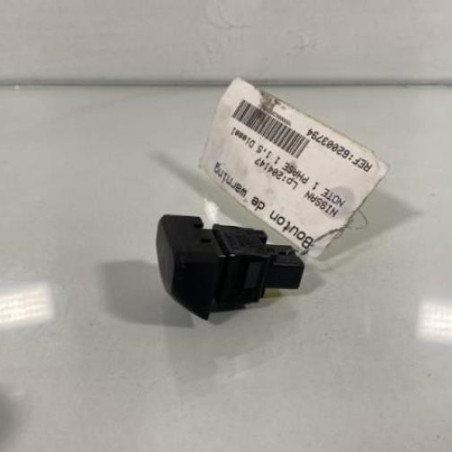 Bouton de warning NISSAN NOTE 1