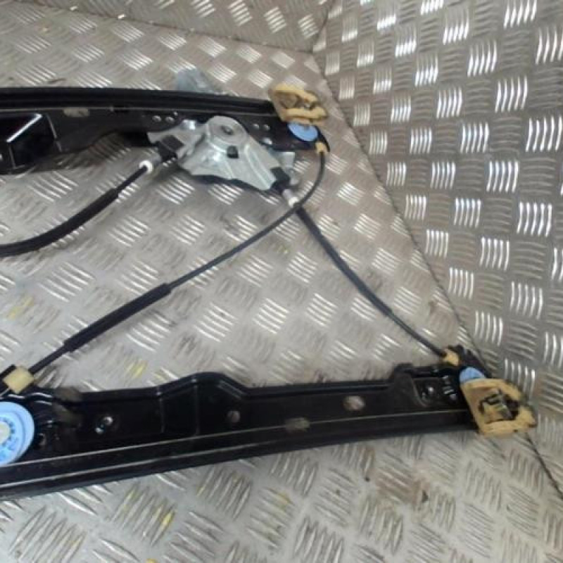 Leve vitre electrique avant gauche OPEL ASTRA J Photo n°1