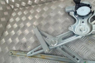 Leve vitre electrique avant gauche TOYOTA YARIS 3 Photo n°1