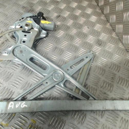 Leve vitre electrique avant gauche TOYOTA YARIS 3