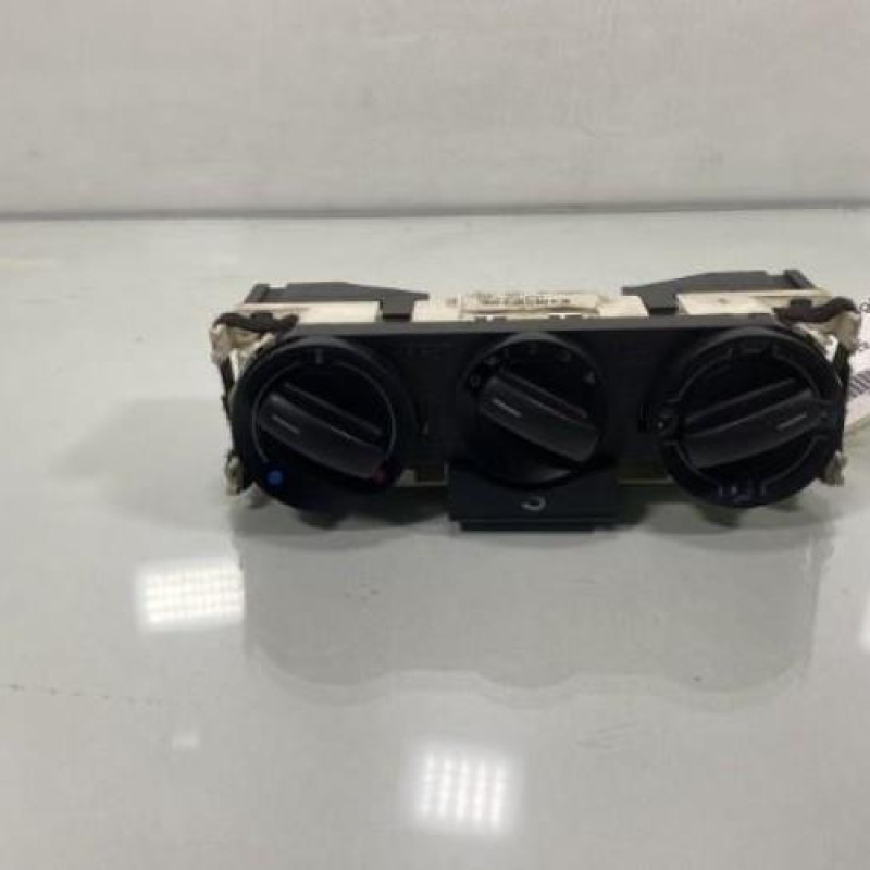 Commande chauffage VOLKSWAGEN FOX Photo n°1