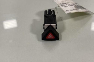 Bouton de warning VOLKSWAGEN GOLF PLUS Photo n°1