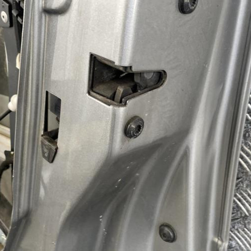 Porte avant droit AUDI A6 2 Photo n°5