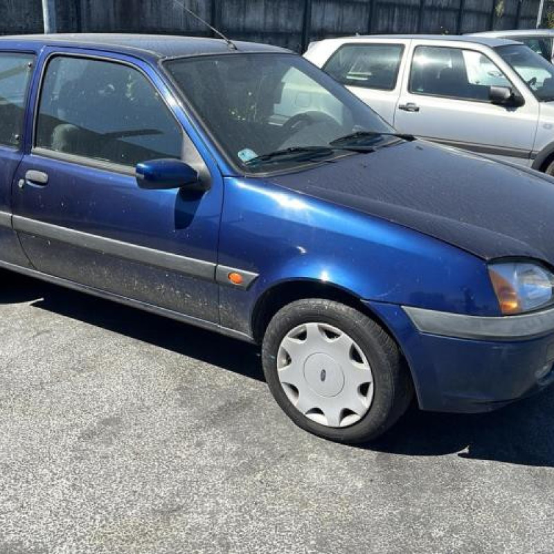 Feu arriere principal droit (feux) FORD FIESTA 4 Photo n°5