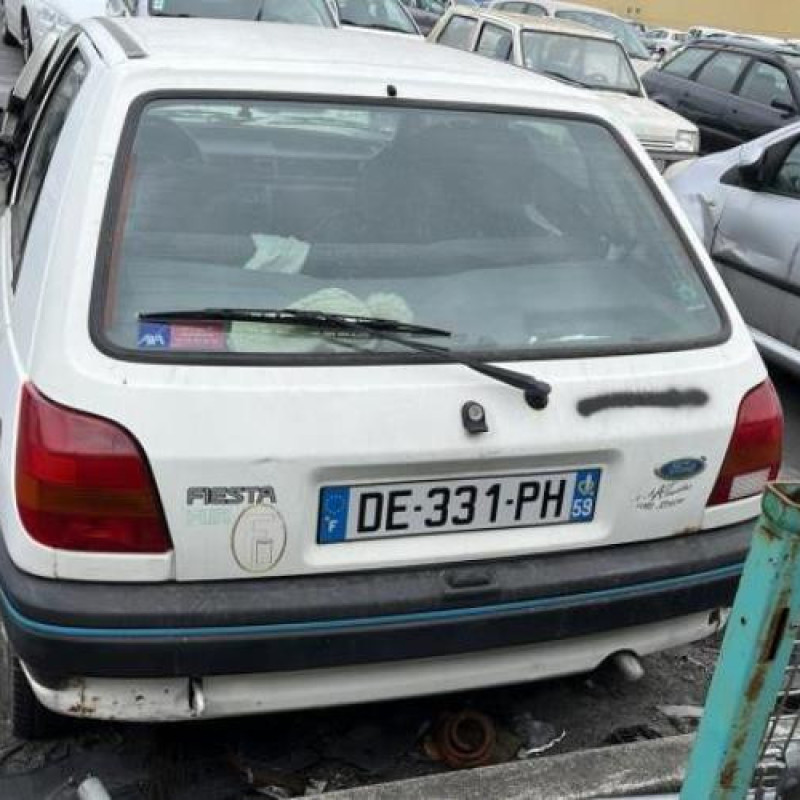 Feu arriere principal droit (feux) FORD FIESTA 3 Photo n°8