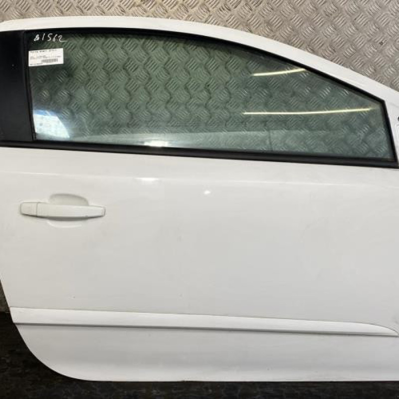 Porte avant droit OPEL ASTRA H Photo n°1