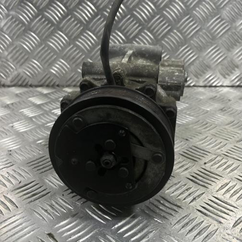 Compresseur clim MAZDA 2 2 Photo n°2