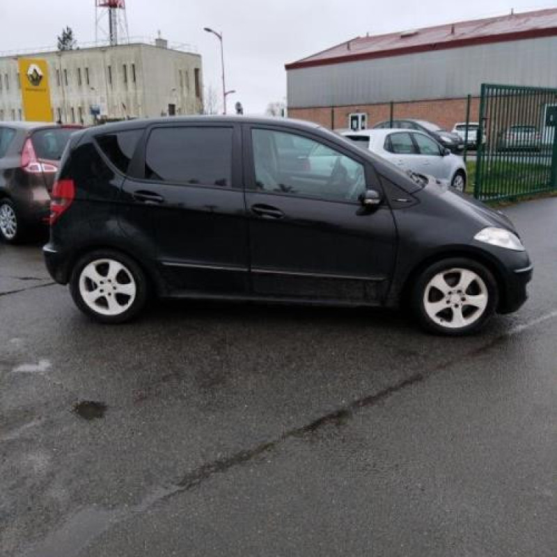 Charniere de capot MERCEDES CLASSE A 169 Photo n°3