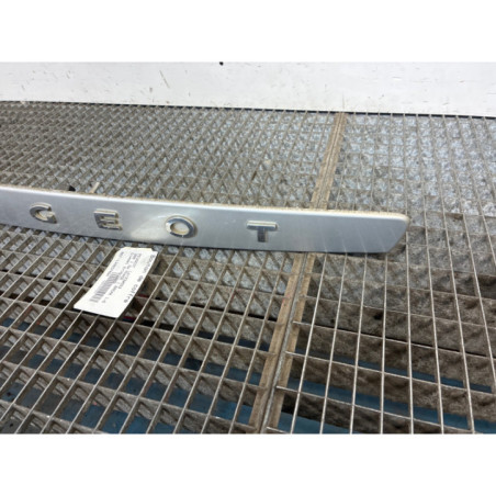 Bouton de coffre PEUGEOT 308 1 SW