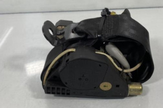 Pretensionneur de ceinture avant droit VOLKSWAGEN GOLF 4 Photo n°1
