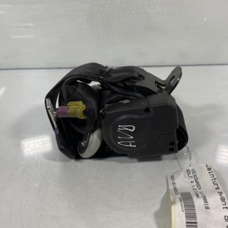 Pretensionneur de ceinture avant droit VOLKSWAGEN GOLF 4 Photo n°3