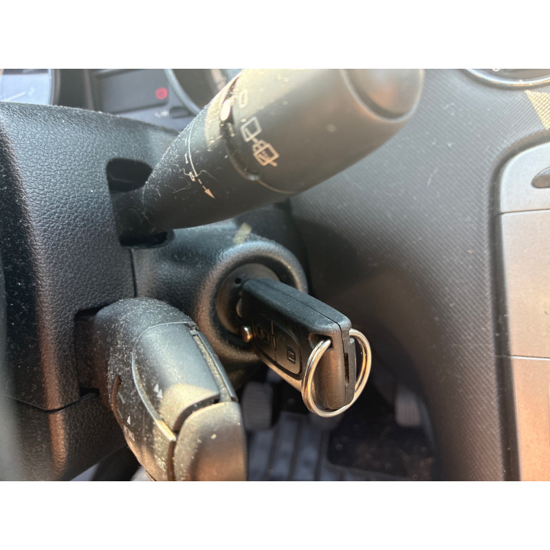 Bras essuie glace arriere PEUGEOT 308 1 Photo n°3