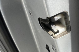 Porte arriere gauche MERCEDES CLASSE B 245