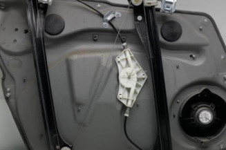 Leve vitre electrique avant droit MERCEDES CLASSE B 245