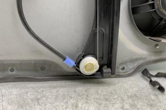Leve vitre electrique avant droit MERCEDES CLASSE B 245