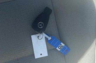 Leve vitre electrique avant droit MERCEDES CLASSE B 245