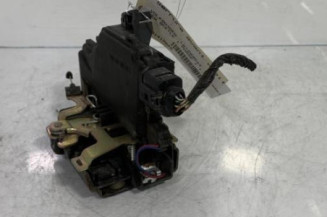 Serrure avant droit VOLKSWAGEN NEW BEETLE 1