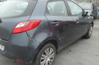 Eclairage de plafonnier MAZDA 2 2
