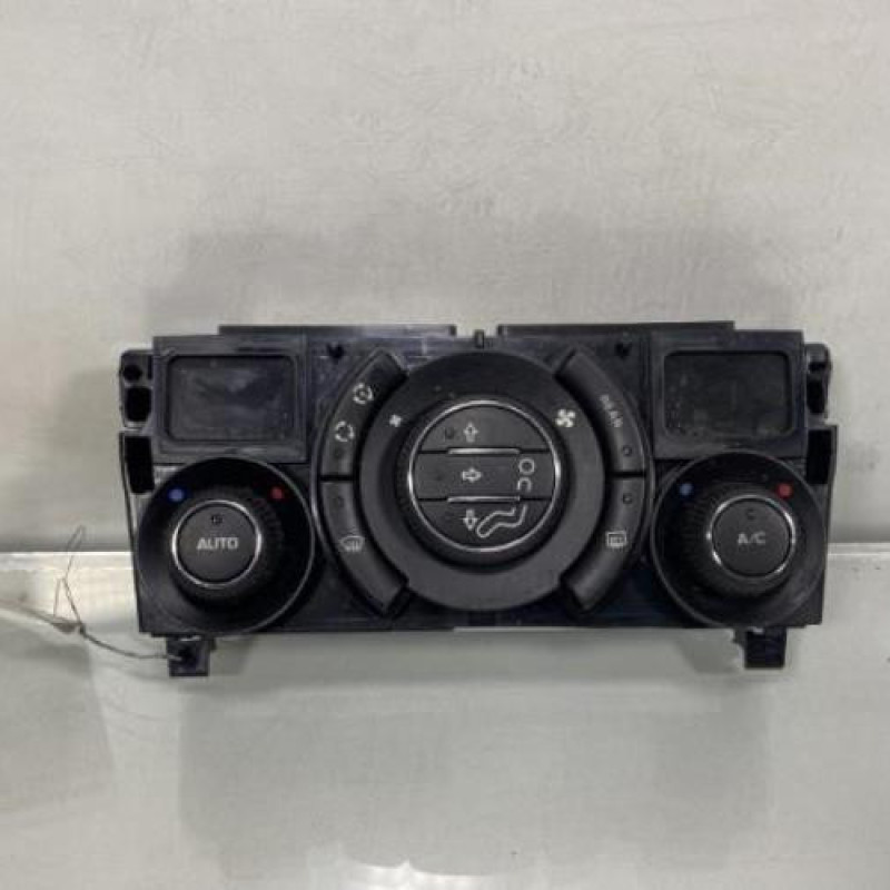 Commande chauffage PEUGEOT 5008 1 Photo n°1