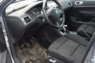 Calculateur moteur PEUGEOT 307