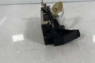 Serrure avant droit PEUGEOT 307
