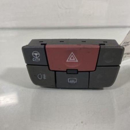 Bouton de warning FIAT PANDA 2 Photo n°1