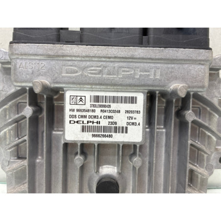 Calculateur moteur PEUGEOT 308 1