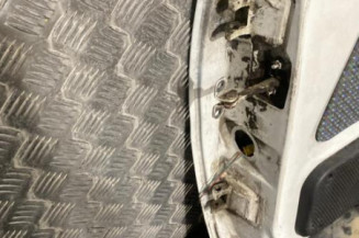 Porte avant droit PEUGEOT 106
