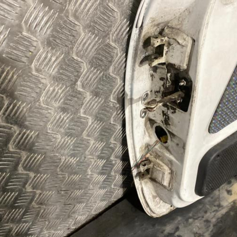 Porte avant droit PEUGEOT 106 Photo n°5