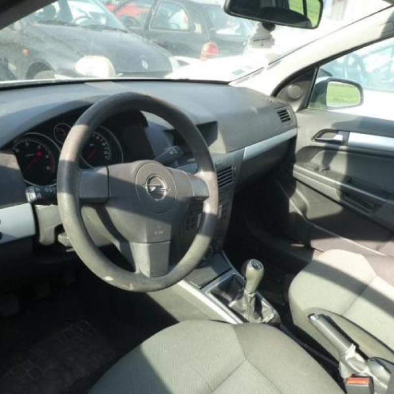 Moteur essuie glace arriere OPEL ASTRA H Photo n°8