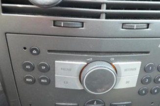 Moteur essuie glace arriere OPEL ASTRA H