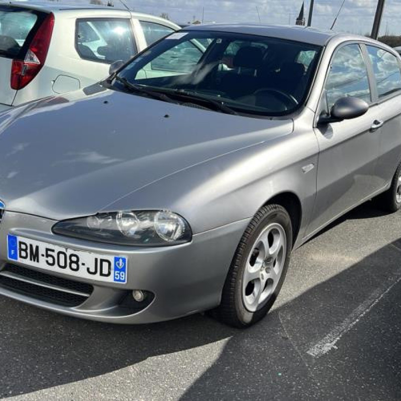 Feu arriere principal droit (feux) ALFA ROMEO 147 Photo n°3