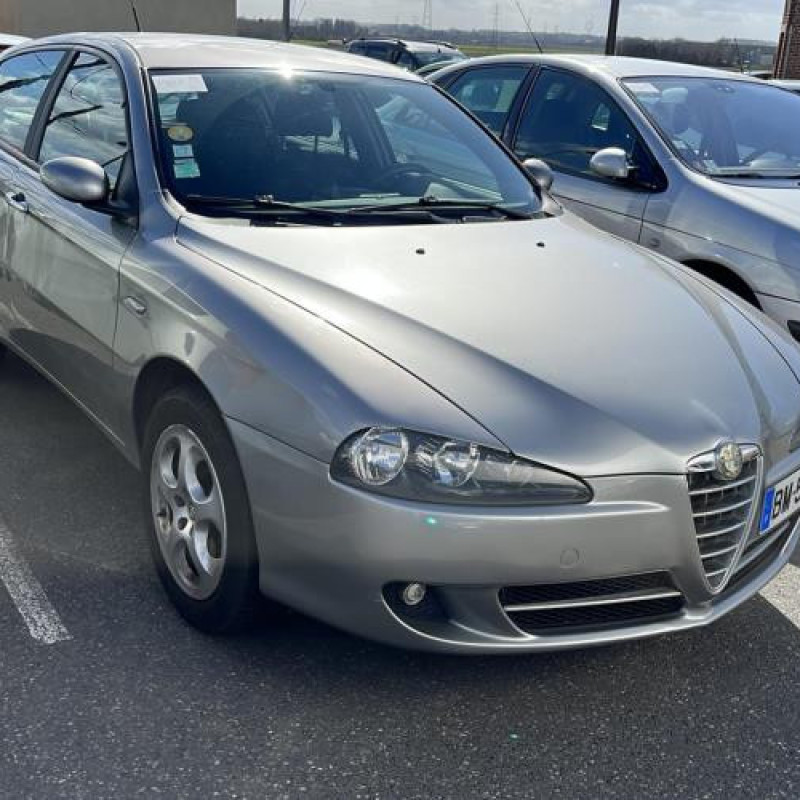 Feu arriere principal droit (feux) ALFA ROMEO 147 Photo n°4