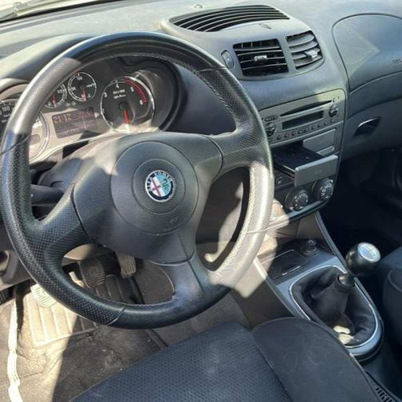 Feu arriere principal droit (feux) ALFA ROMEO 147 Photo n°9
