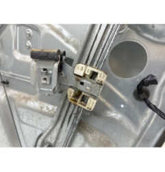Leve vitre electrique avant gauche HYUNDAI I 30 1