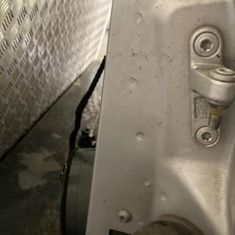 Porte avant gauche MERCEDES VANEO 414 Photo n°4