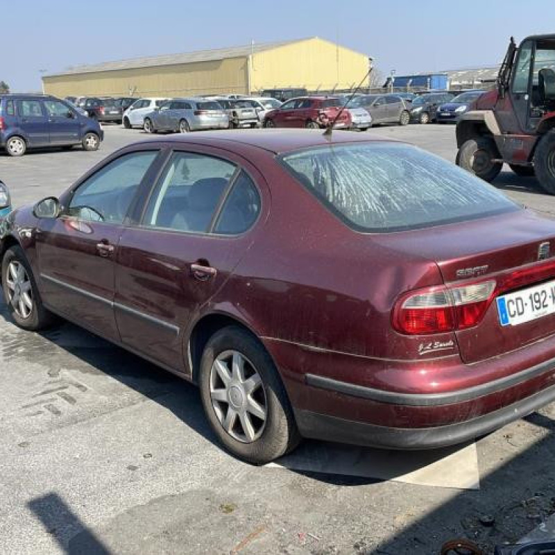 Serrure avant droit SEAT TOLEDO 2 Photo n°7
