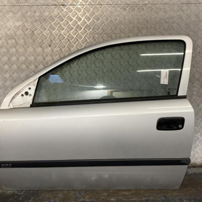 Porte avant gauche OPEL ASTRA G Photo n°1