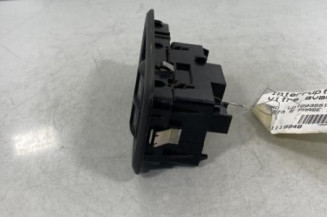 Interrupteur de leve vitre avant gauche FORD FIESTA 6