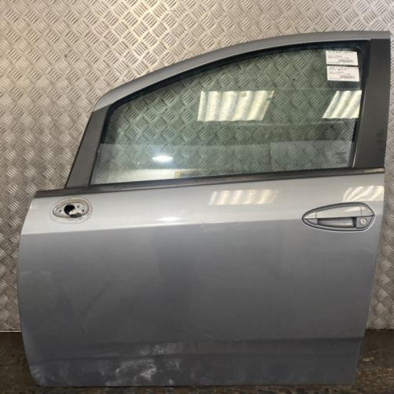 Porte avant gauche FIAT GRANDE PUNTO Photo n°1