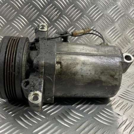 Compresseur clim BMW SERIE 3 E46 Photo n°1