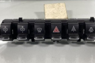 Bouton de warning PEUGEOT 3008 1 Photo n°1