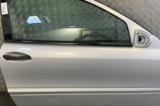 Porte avant droit MERCEDES CLASSE C 203 COUPE SPORT Photo n°1