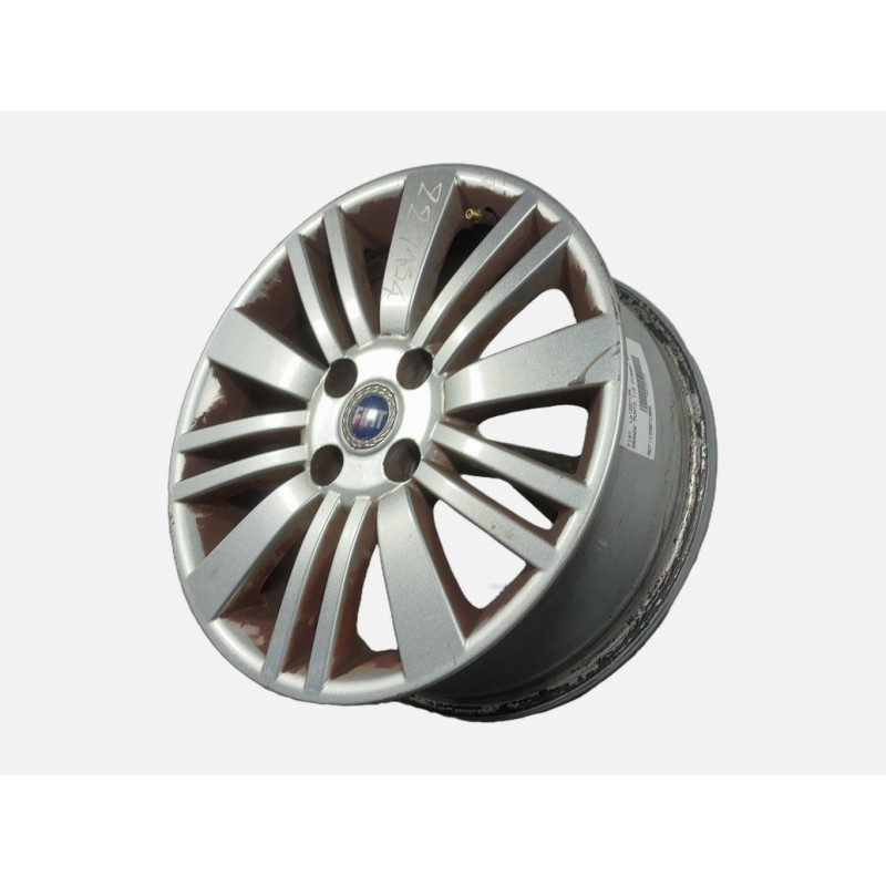 Jante FIAT GRANDE PUNTO Photo n°4