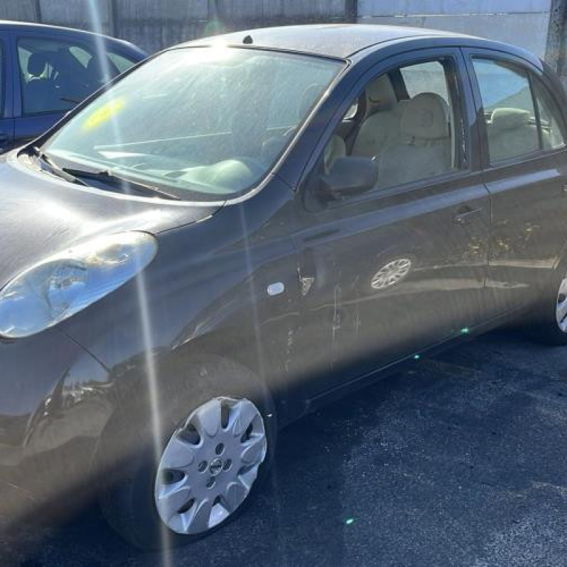 Feu arriere principal droit (feux) NISSAN MICRA 3 Photo n°4