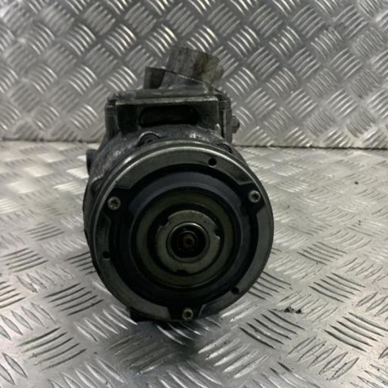 Compresseur clim AUDI A3 2 Photo n°2