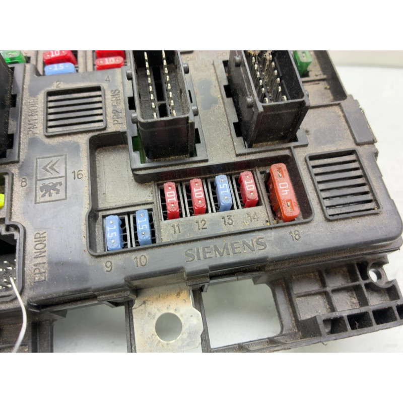 Boitier servitude moteur (BSM) CITROEN XSARA PICASSO Photo n°3