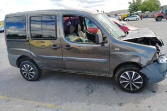 Porte avant droit FIAT DOBLO 1