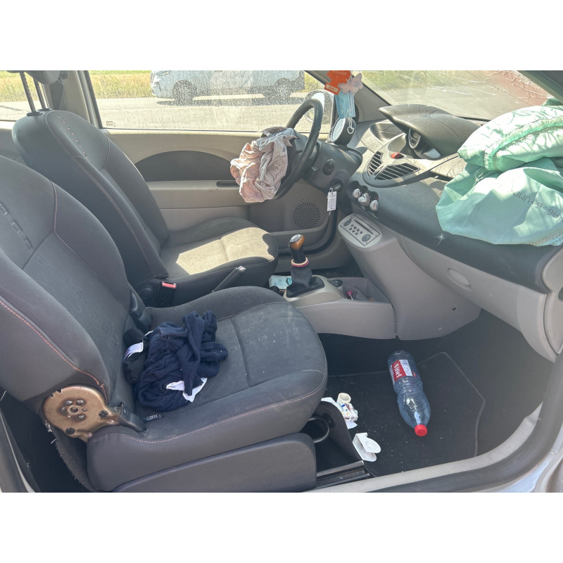 Vitre avant droit RENAULT TWINGO 2 Photo n°10